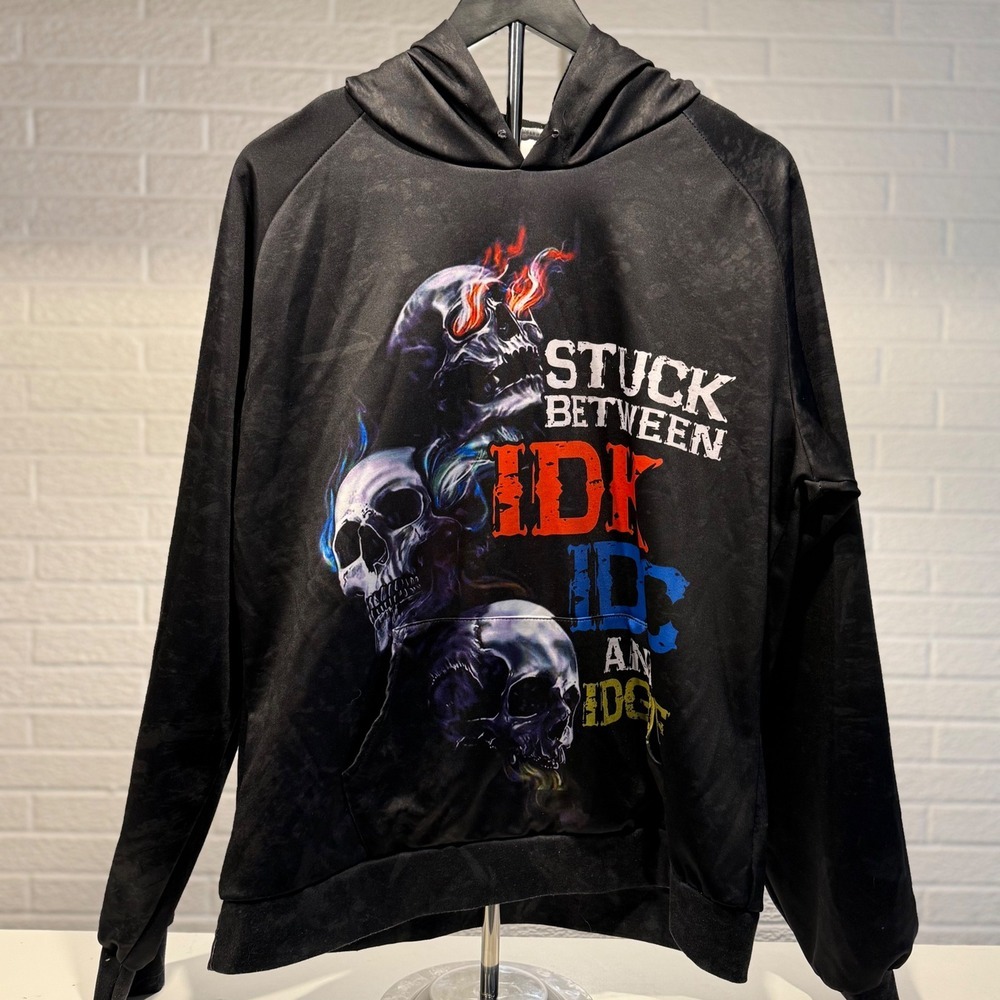 Skull Graphic Hoodie Stuck Between‎ IDK IDC and IDGAF Print Sweatshirt